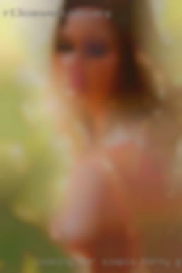Looking for simple horny girls fun with a woman..